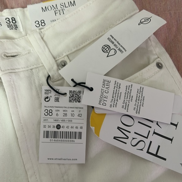 STRADIVARIUS MOM SLIM FIT WHITE JEANS - Picture 11 of 12